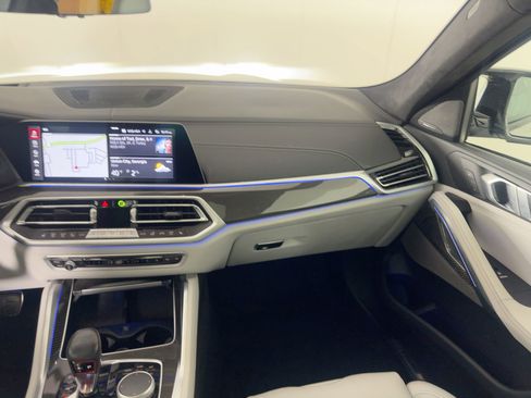 Used 2023 BMW X6 M image 26