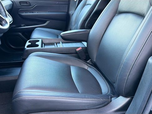 Used 2023 Honda Odyssey EX-L image 22