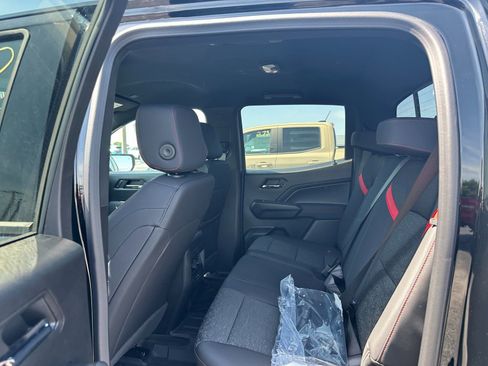 New 2024 Chevrolet Colorado Z71 w/ Z71 Convenience Package 2 image 16