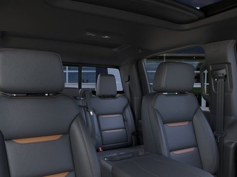 Used 2024 GMC Sierra 1500 AT4 w/ Technology Package AWD/4WD image 24
