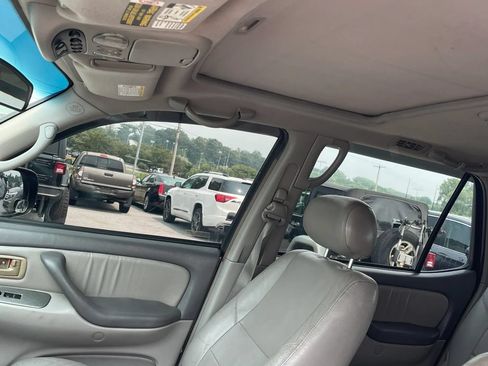 Used 2002 Toyota Sequoia Limited RWD image 43