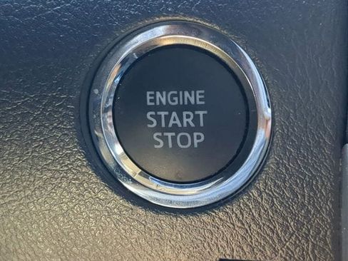 Used 2022 Toyota 4Runner SR5 AWD/4WD image 25