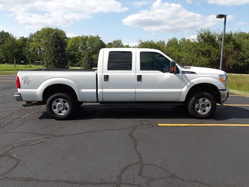 Used 2011 Ford F250 XLT w/ XLT Interior Pkg AWD/4WD image 2