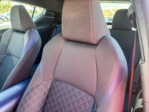 Certified 2022 Toyota C-HR XLE FWD image 24