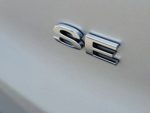 Used 2021 Ford EcoSport SE image 9