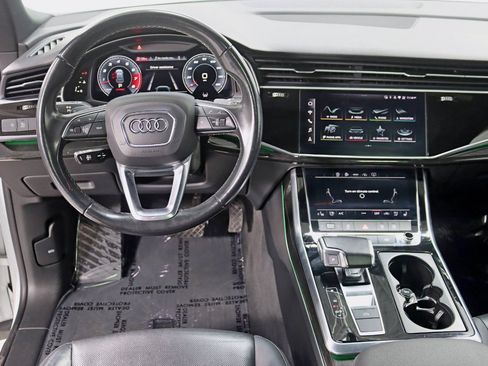 Used 2021 Audi Q8 Premium Plus w/ Premium Plus Package AWD/4WD image 16