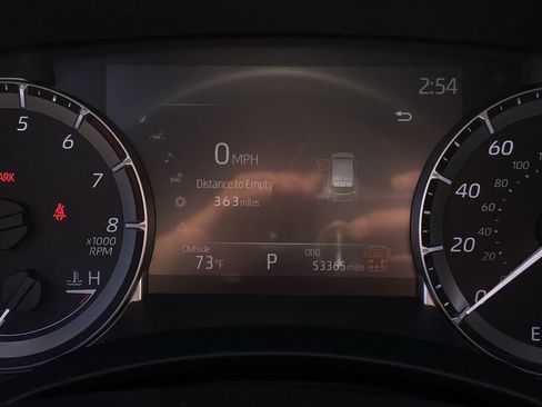 Used 2024 Toyota Highlander LE image 15