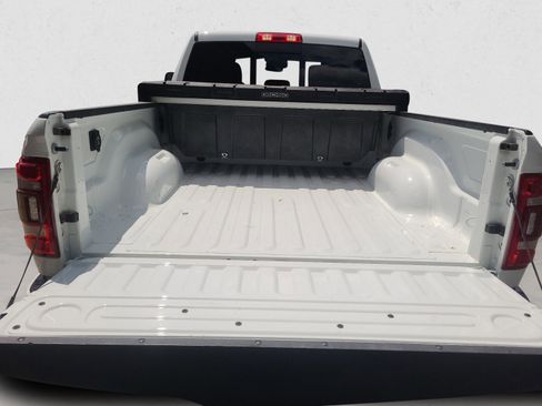 Used 2024 RAM 2500 Laramie w/ Safety Group image 19