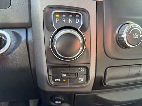 Used 2018 RAM 1500 Express w/ Express Value Package image 23