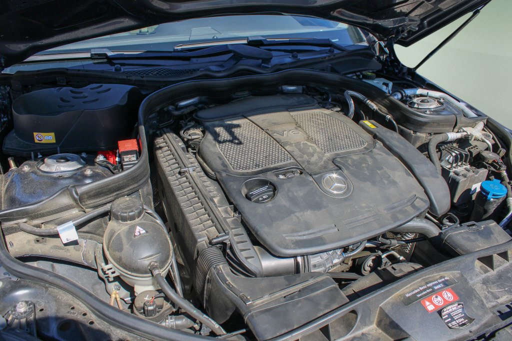 Used 2016 Mercedes-Benz E 350 4MATIC Wagon image 45