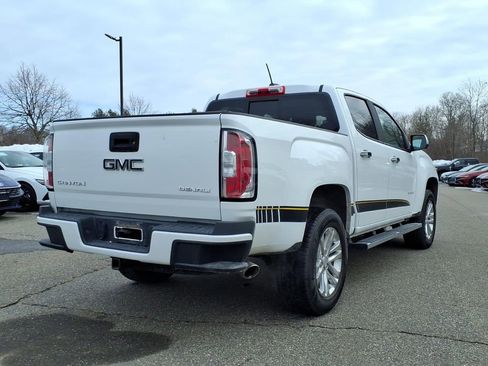 Used 2017 GMC Canyon Denali image 3