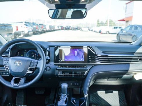 New 2026 Toyota Camry LE w/ Convenience Package FWD image 15
