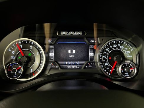 Used 2022 RAM 1500 Big Horn image 15