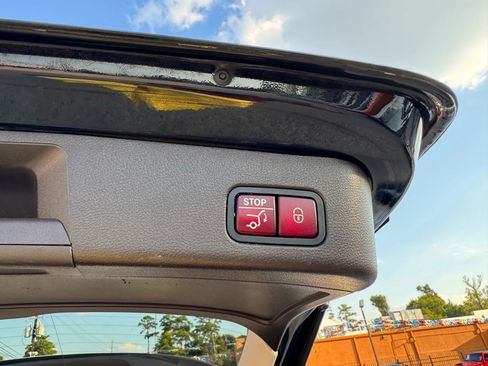 Used 2018 Mercedes-Benz GLE 350 image 42