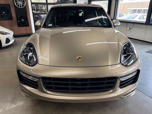 Used 2016 Porsche Cayenne GTS AWD/4WD image 21
