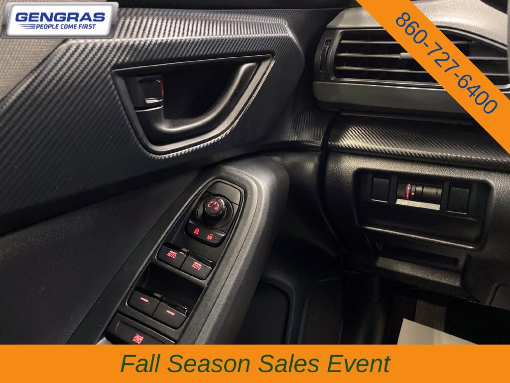 Used 2025 Subaru Crosstrek 2.5i Premium AWD/4WD image 23