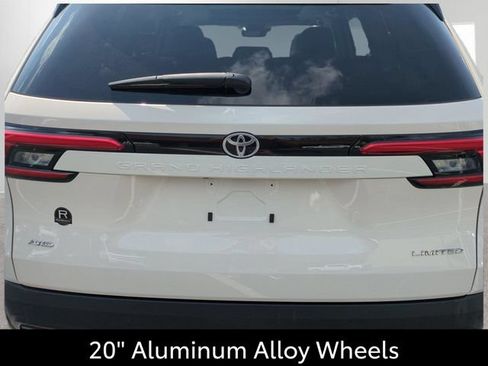 Certified 2024 Toyota Grand Highlander AWD image 32