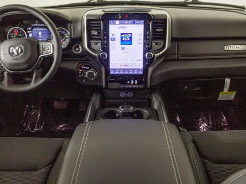 New 2026 RAM 1500 Big Horn AWD/4WD image 4