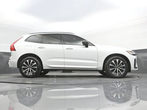 Certified 2024 Volvo XC60 B5 Plus w/ Protection Package Premier AWD/4WD image 35