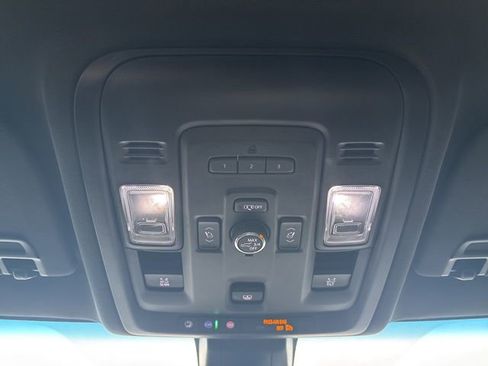 Used 2021 Chevrolet Tahoe Z71 w/ Luxury Package image 43