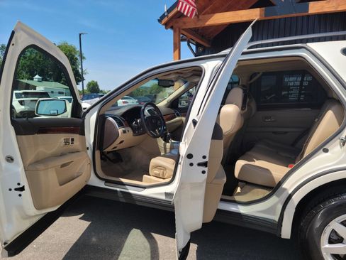 Used 2008 Cadillac SRX AWD w/ Utility Package image 7