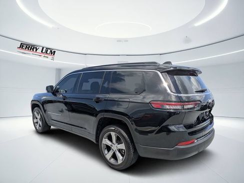 Used 2025 Jeep Grand Cherokee L Limited RWD image 5