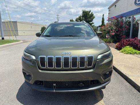 Used 2021 Jeep Cherokee Latitude Lux w/ Comfort/Convenience Group AWD/4WD image 9