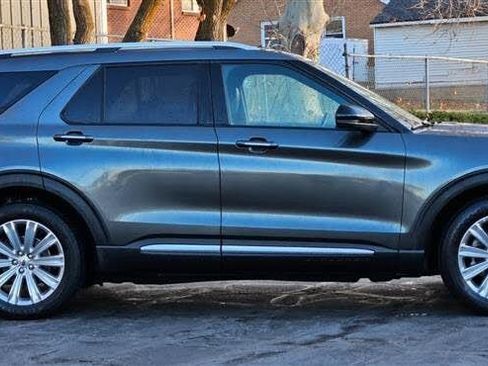 Used 2020 Ford Explorer Limited w/ Class III Trailer Tow Package AWD/4WD image 6