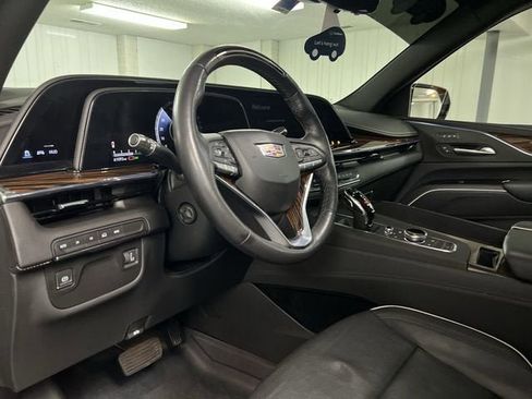 Certified 2023 Cadillac Escalade Premium Luxury AWD/4WD image 10