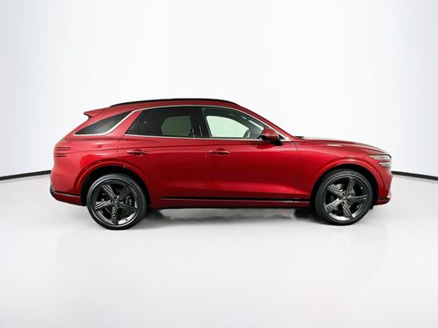 Used 2022 Genesis GV70 3.5T Sport w/ Sport Prestige Package AWD/4WD image 10