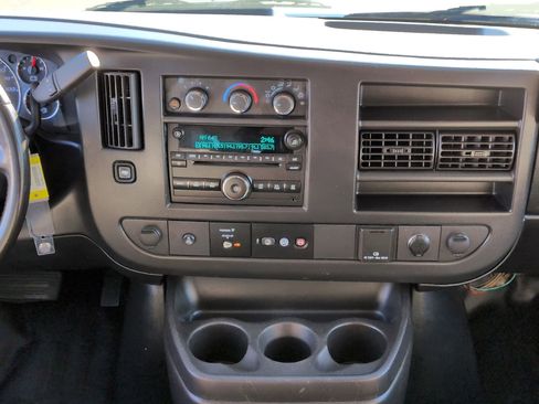 Used 2017 Chevrolet Express 2500 LS image 28