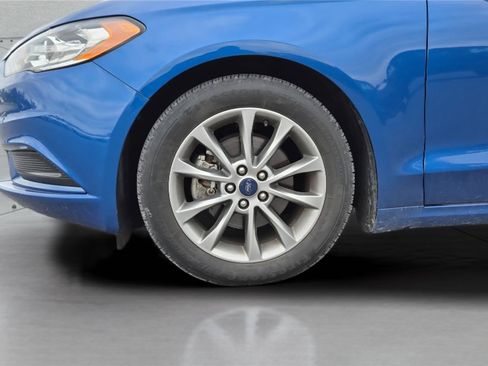Used 2017 Ford Fusion SE FWD image 21