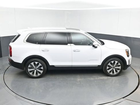 Used 2022 Kia Telluride S AWD/4WD image 41