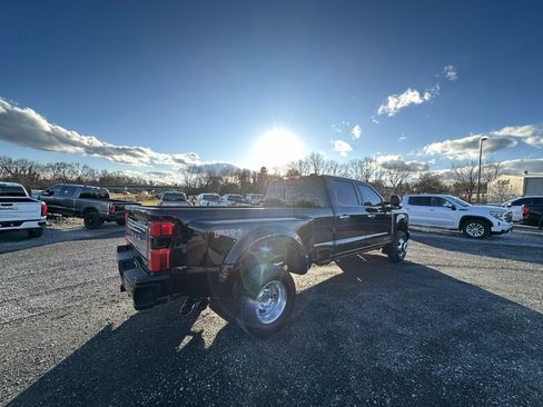 Used 2024 Ford F350 Platinum image 6