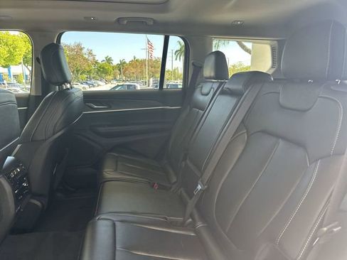 Used 2023 Jeep Grand Cherokee L Limited RWD image 27