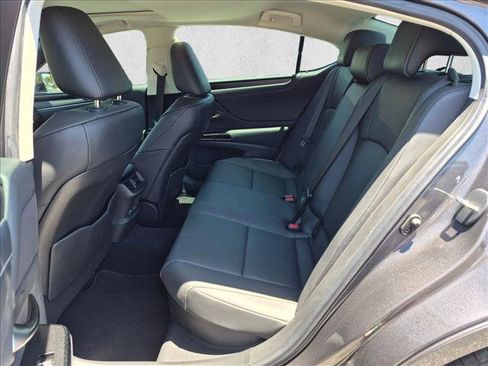 Used 2025 Lexus ES 300h w/ Premium Package FWD image 15