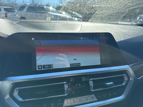 Used 2022 BMW 330i xDrive 330i xDrive w/ Convenience Package image 4