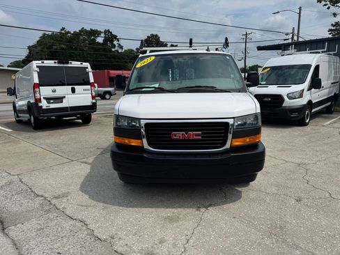 Used 2023 GMC Savana 2500 w/ Driver Convenience Package RWD image 3
