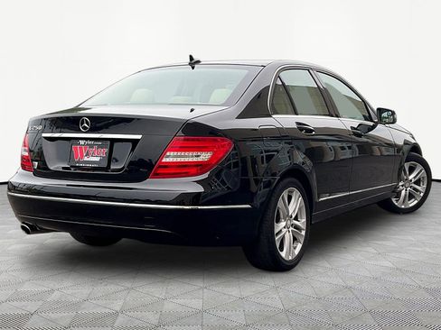 Used 2013 Mercedes-Benz C 250 Sedan image 6