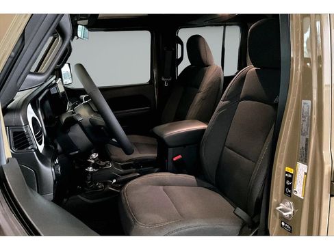 New 2026 Jeep Gladiator Sport image 10