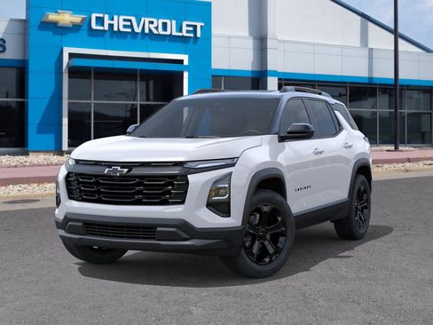 New 2026 Chevrolet Equinox LT w/ Convenience Package II image 11