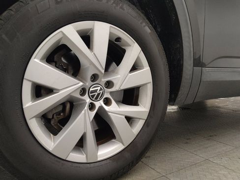 Used 2020 Volkswagen Atlas Cross Sport S FWD image 31
