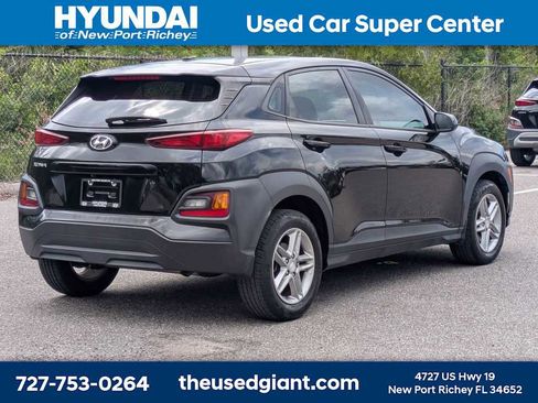Used 2019 Hyundai Kona SE FWD image 5