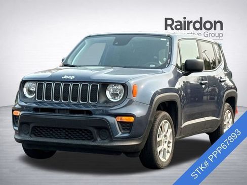 Used 2023 Jeep Renegade Latitude AWD/4WD image 3
