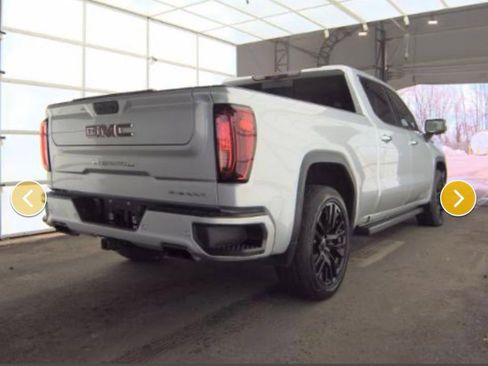 Used 2022 GMC Sierra 1500 Denali w/ Denali Reserve Package image 4