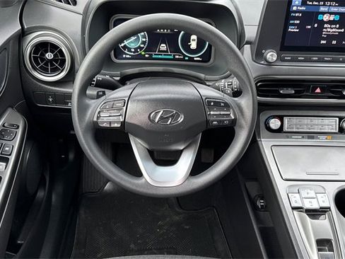 Certified 2023 Hyundai Kona SE image 19
