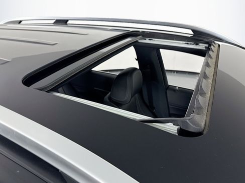 Certified 2022 Mercedes-Benz GLE 350 GLE 350 w/ Premium Package image 22