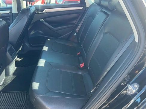 Used 2015 Volkswagen Passat 1.8T S FWD image 20