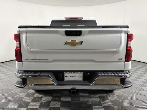 Used 2023 Chevrolet Silverado 1500 LT w/ Protection Package AWD/4WD image 5