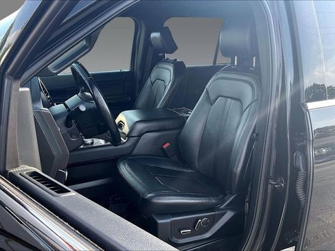 Used 2019 Ford Expedition Max Limited AWD/4WD image 14